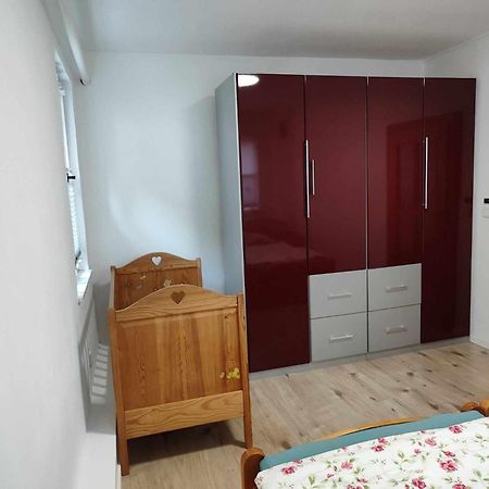 Ferienwohnung Kuehnel ラートマンスドルフ エクステリア 写真